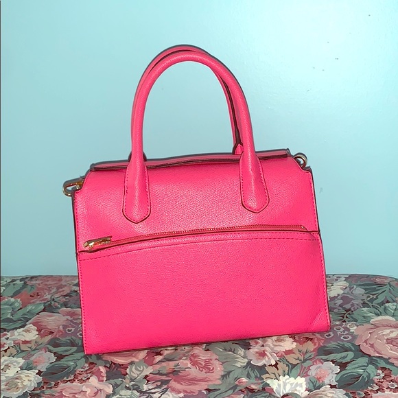 A hot pink target purse - Picture 1 of 8
